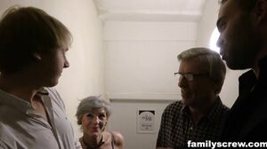 FamilyScrew - Family Visit Swingers Club