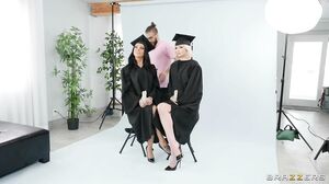 Gianna Grey Graduating Tits - BrazzersExxtra